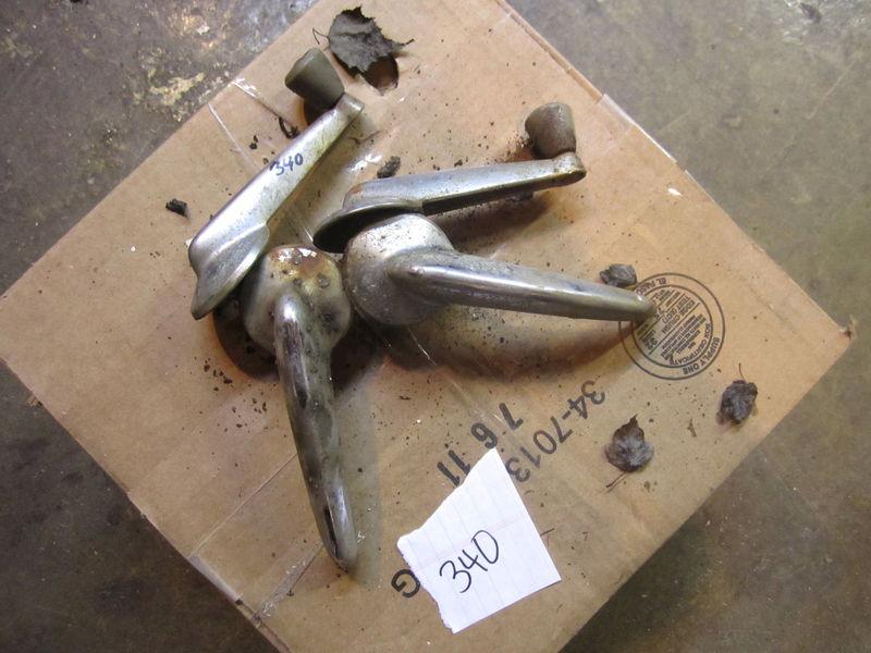 Window and door cranks