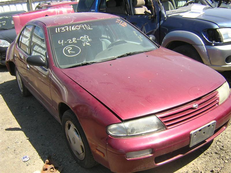 Radio/Stereo for 95 96 97 NISSAN ALTIMA ~ RECVR AM-FM-STEREO-CASS W/O CD PLAYER, US $84.07, image 2