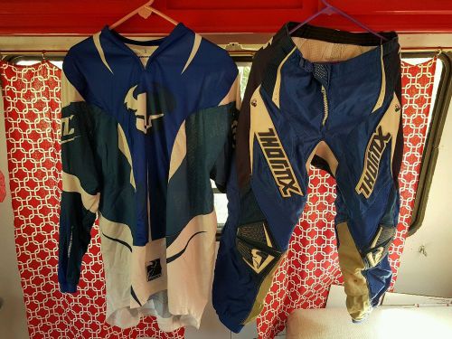 Thor motocross outfit pants and shirt size 32 / xl