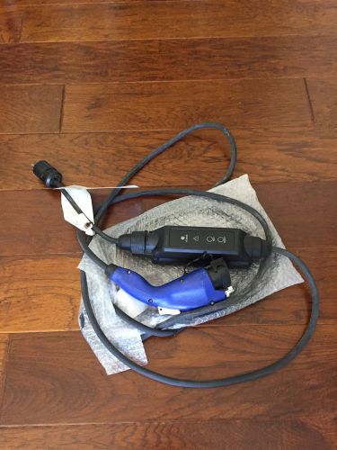 Toyota g9060-47190 prius plug-in rav4 ev iq ev charging cable genuine oem