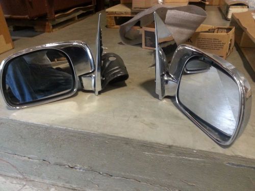 2004 and up ford truck  door mirror power,chrome