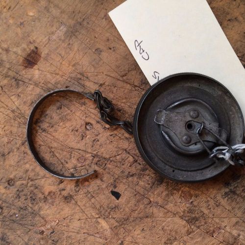 Sell eaton gas cap w/chain harley davidson in Dallas, Texas, United States