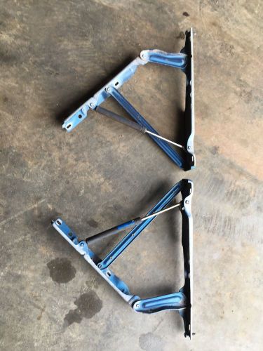 1992 chevy camaro rs hood hinges