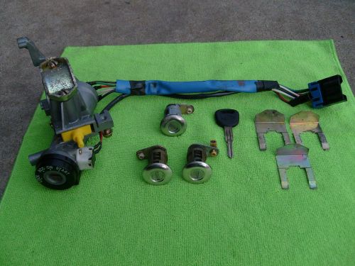 03,04,05 kia rio ignition lock cylinder switch assembly used oem!