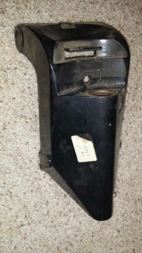 1461-6667a 1 mercury outboard 200, 20 hp middle swivel bracket