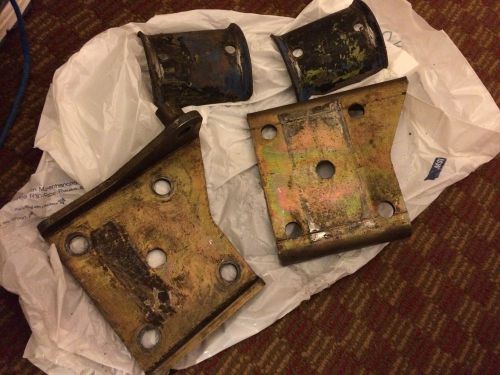 Pair of used afco 20249 lower leaf spring mounting plates brackets