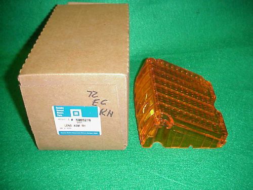 Nos 1972  el camino concours nomad station wagon rh parking lamp lens 5965276