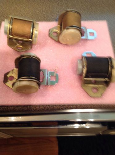 1970-71 lincoln mark 3 seat belts used  black brown red green tan fits fords