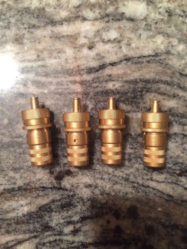 Adjustable tire pressure deflators