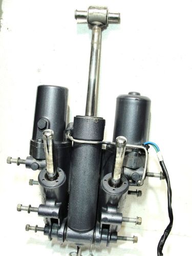 Late-model Yamaha 225 250 300 hp Outboard 4.2L Motor Tilt & Trim Unit Assembly, US $650.00, image 3