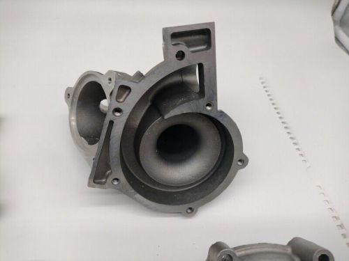 Peugeot 806 / citroen evasion 2.1 td water pump with housing 1201c6 new nos-