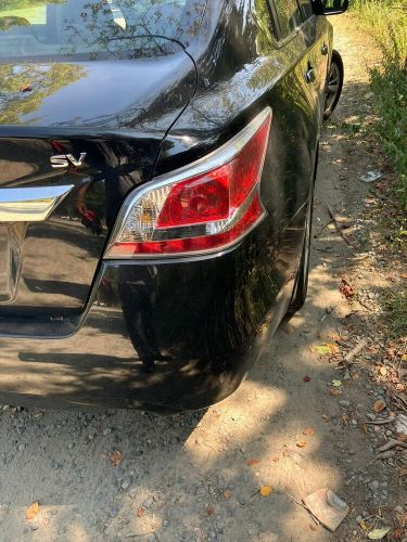 2013-15 nissan altima rh passenger side taillight used oem