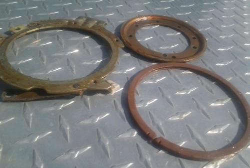 15 hp evinrude support , bearing & retainer