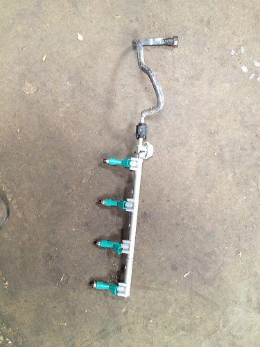 2009 pontiac vibe 2.4 injectors with fuel rail