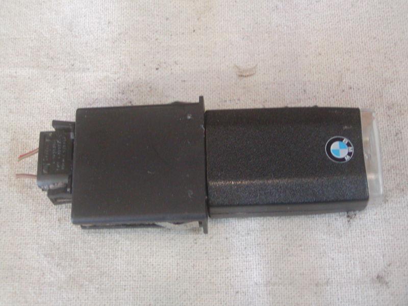 2002 oem bmw 325 i / xi 3 series glove box flash light