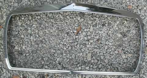 Mercedes benz front grill grille frame trim shell 280se 380se 280sel 380sel w126