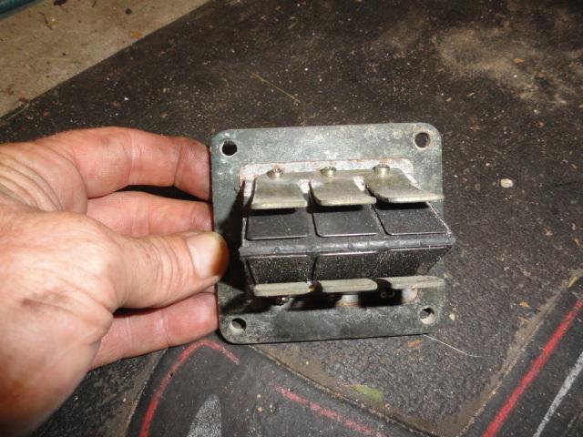 Yamaha sc500 carburetor intake boot  reed 1973
