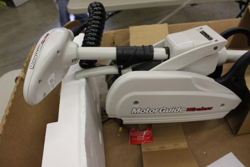 MotorGuide GreatWhite Wireless SaltwaterTrolling Motor W75 48