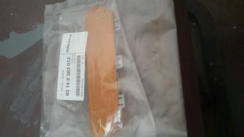  2003 bmw  m3 e46 reflector on bumper cover right front  new oem side marker 