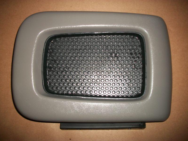 03 04 05 06 chevy tahoe silverado sierra yukon avalanche center console lid grey