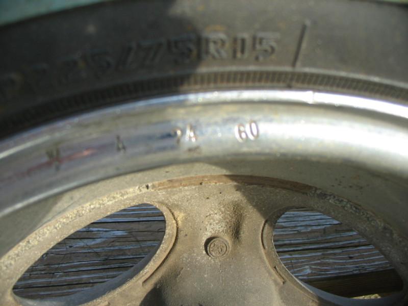 Motor Wheel 15 x 6 Spyder Mags w/ Original Center Caps & Tires - GM bolt!, US $900.00, image 2