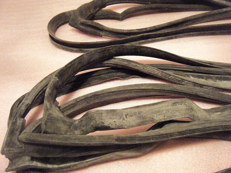 W108 MERCEDES W109 SEL NEW NOS DOOR SEALS (LONG VERSION), US $150.00, image 2