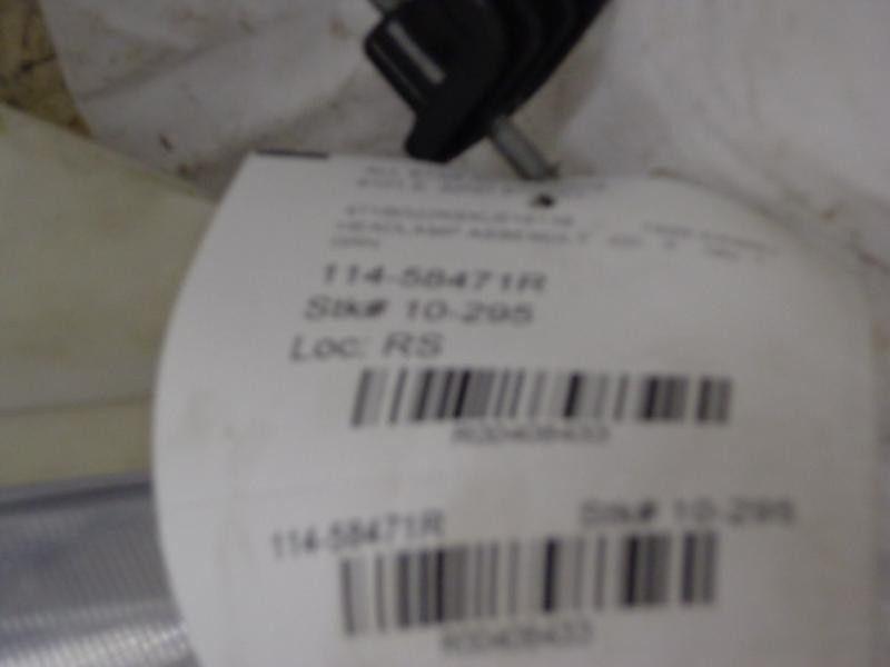 97 98 99 toyota camry r. headlight