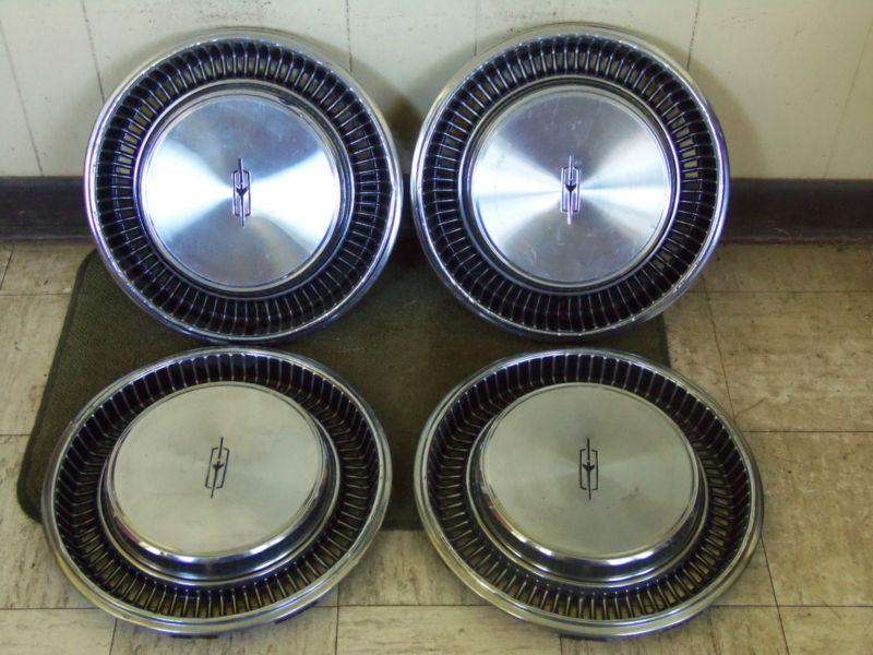 71 72 oldsmobile hub caps 15" wheel covers olds set of 4