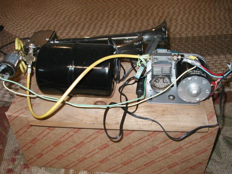 Purchase Vintage Hadley Dual Air Horn W/ Compressor Tank Valve Railroad Truck Boat in Pittsfield