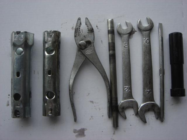 Honda ss50 c50  z50 crf50 s65 ct70 cl70 sl70 xl70 c70 crf70 xr75 xr80 tool kit
