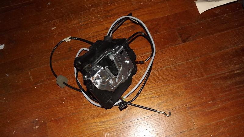 02 03 04 05 mercedes passenger door lock actuator c230 c320 coupe kompressor /