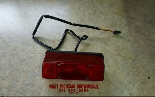 Arctic cat z 570 2002-2007 tail light lens 0609-090 taillight lx z570 assembly