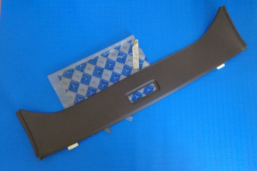 Mercedes benz w126 rear headliner roof trim moulding 380 500 560 sel se 280 8310