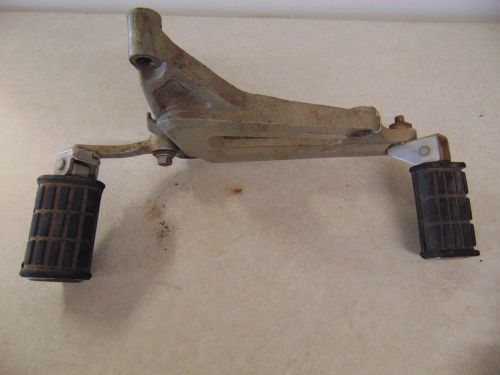 1983 yamaha xv500k left side footpegs with mount mounting bracket