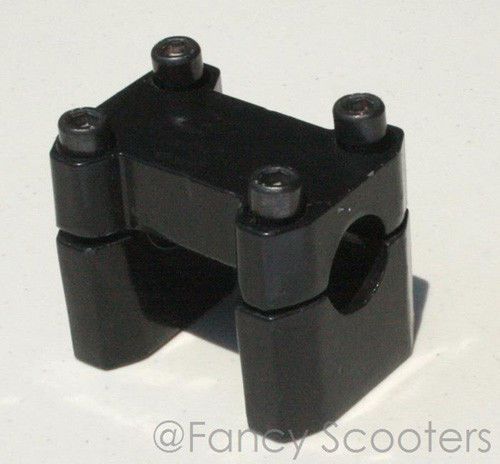Black front handle bar clamp w/  mounting bolts for dirt bikes (7/8&#034;) part17047