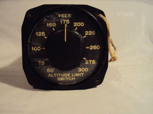 Vintage wwii aircraft altitude limit switch indicator gauge sa-1 . arn-1