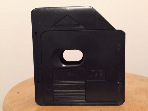 Disc changer - 10 disc cd holder - jeep grand cherrokee overland - oem equipment