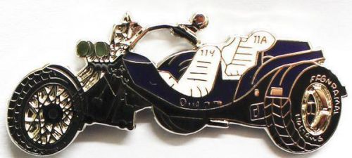 Boom/rewaco style trike - blue pin badge from fat skeleton