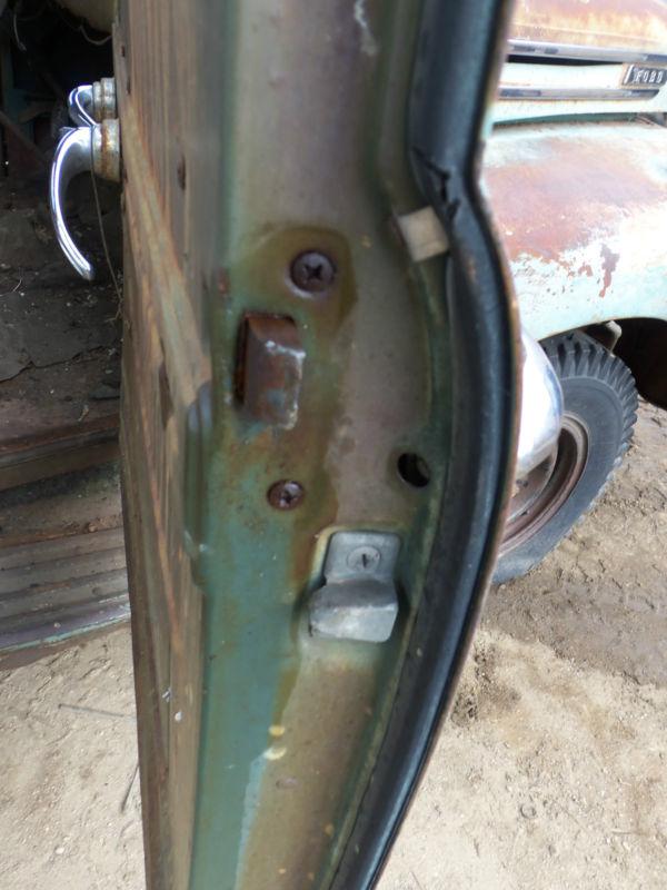 48 49 50 51 52 ford pickup truck right door latch mechanisim handle relay