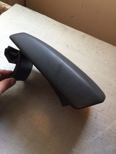 01-04 volvo s60 - center console storage lid armrest black oem