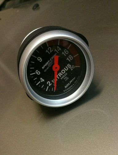 Autometer nitrous pressure gauge