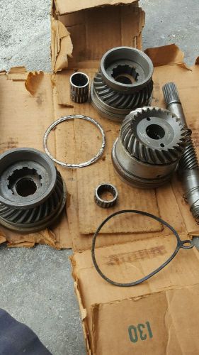 Volvo penta marine 250 gear assembly late with plums