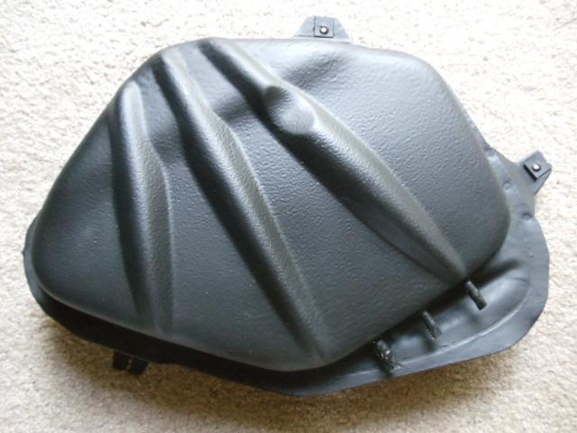 Fuel expansion tank - mercedes 300td & 300tdt diesel wagon - early metal design 