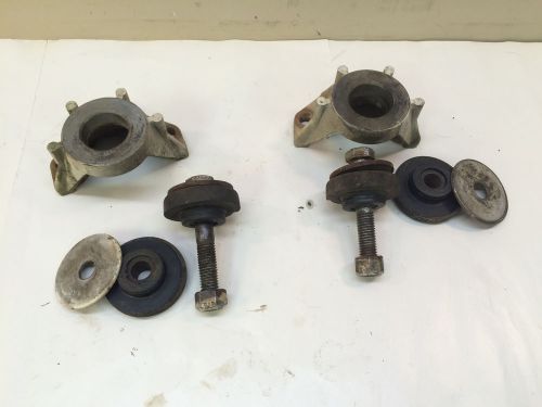 Omc stringer rear motor mount rubber bracket select trim v8 225 0909713 0980159