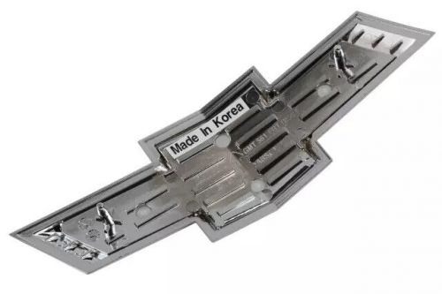 Genuine gm front bumper cover emblem 84690311