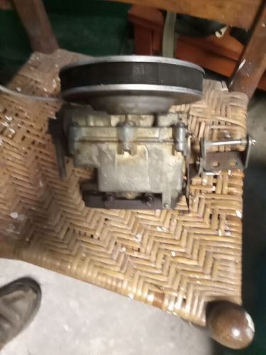 rochester 2 barrel carburetor 7040083, US $75.00, image 2