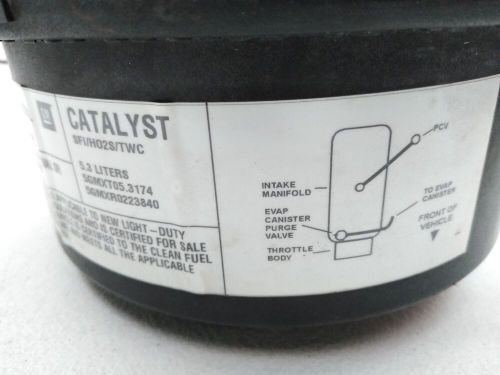 2003 2006 Chevy Van Express Air Box Intake Air Filter Lid GMC Savana 2500 F57, US $32.25, image 11