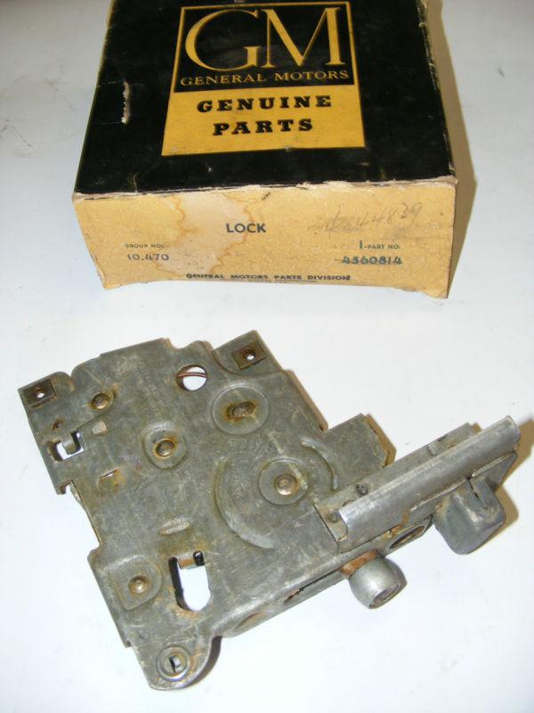 1949 50 pontiac door lock latch assy rh nos new 4560814