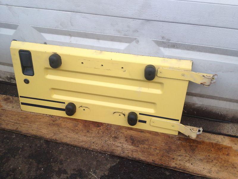 87-95 jeep yj wrangler rear tailgate door  with hinges *low reserve*