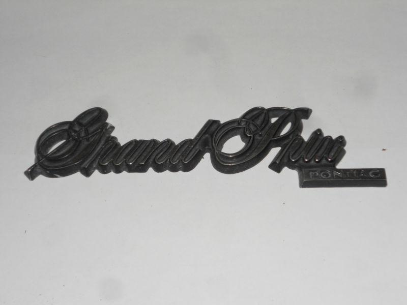 Pontiac grand prix script trunk emblem oem gm 